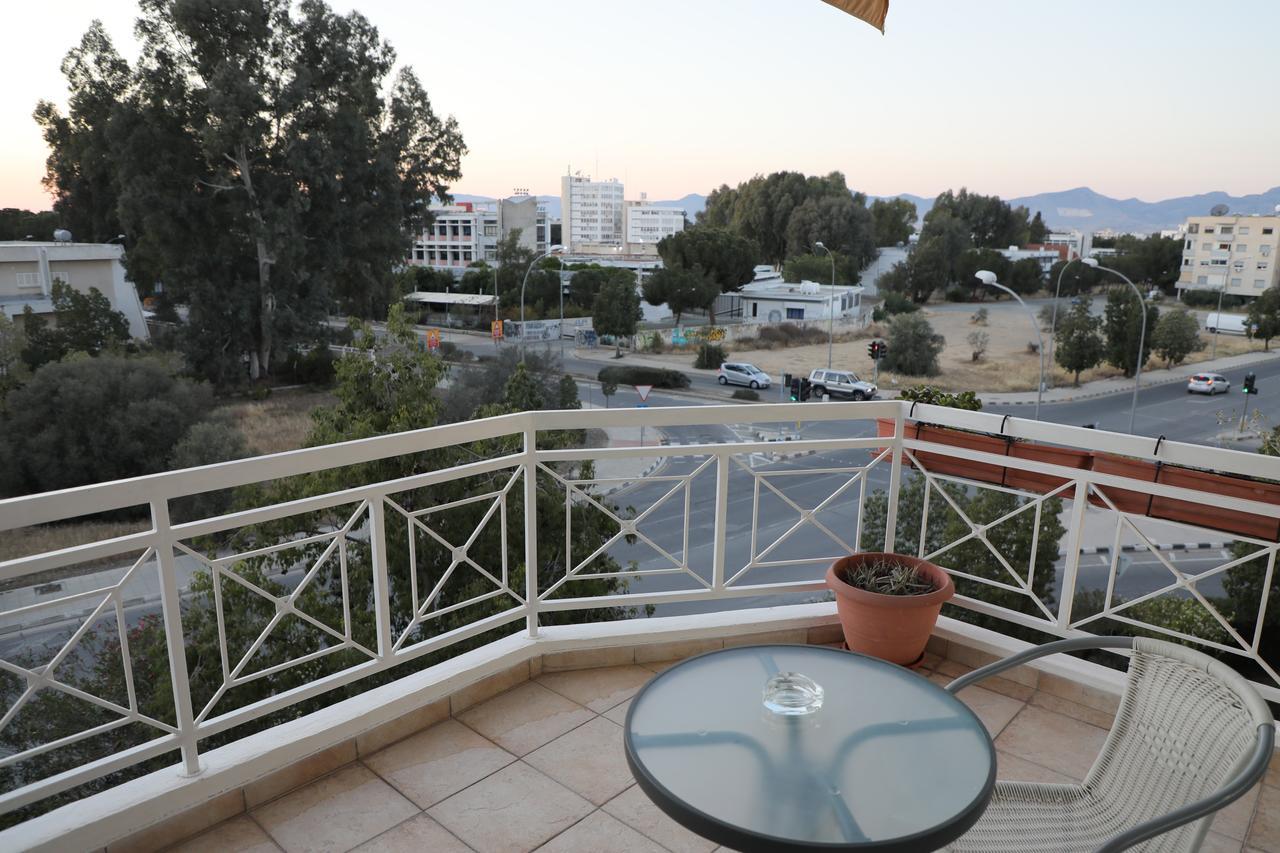 Bianco E U Apartment Nicosia Luaran gambar